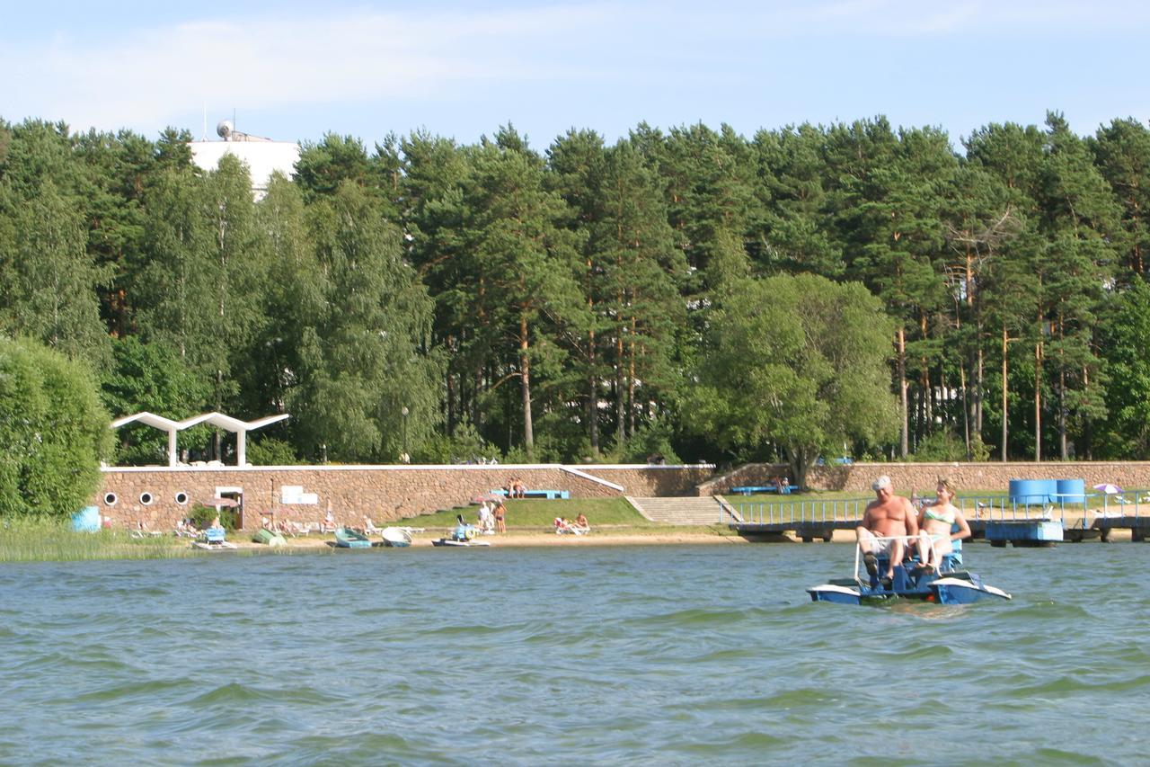 Sanatorii Sosny At Naroch Lake Hotell Gatovichi Eksteriør bilde