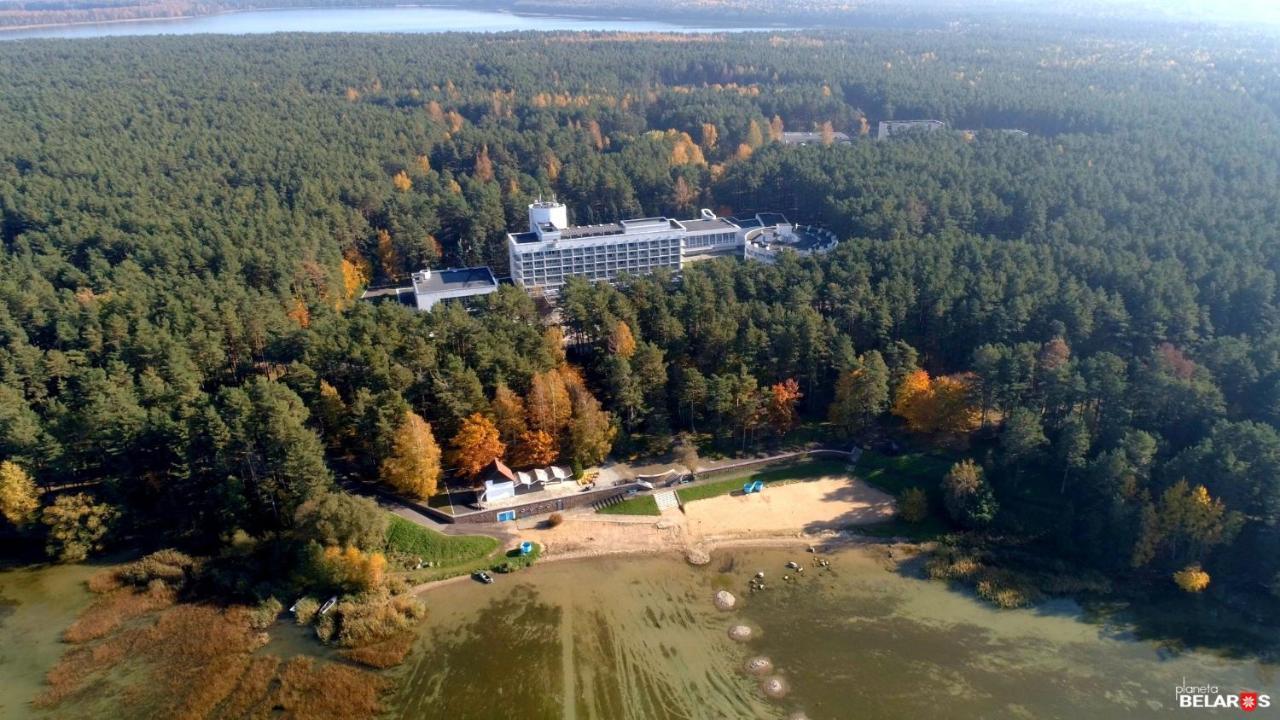 Sanatorii Sosny At Naroch Lake Hotell Gatovichi Eksteriør bilde